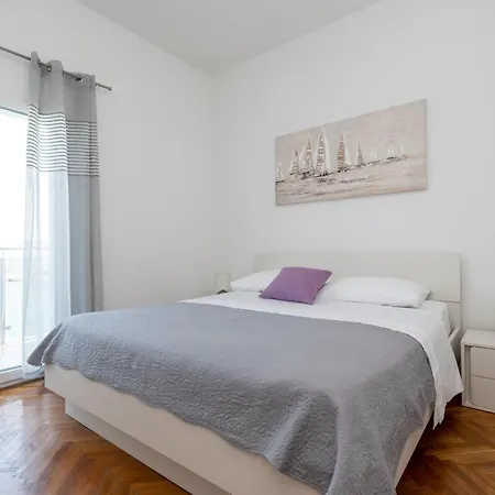 By The Sea Nevidjane, Pasman - 323 *